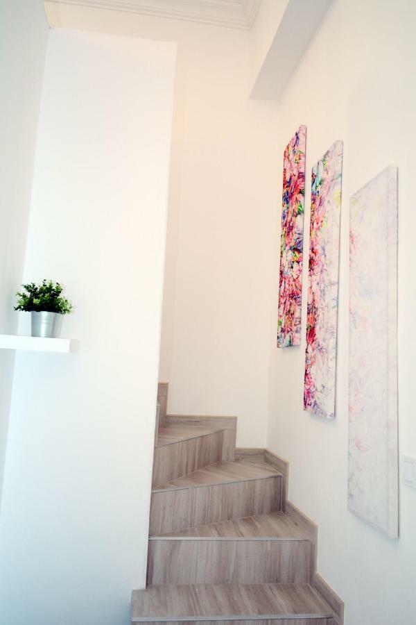 Lillybeth City Center Apartments Boedapest Buitenkant foto